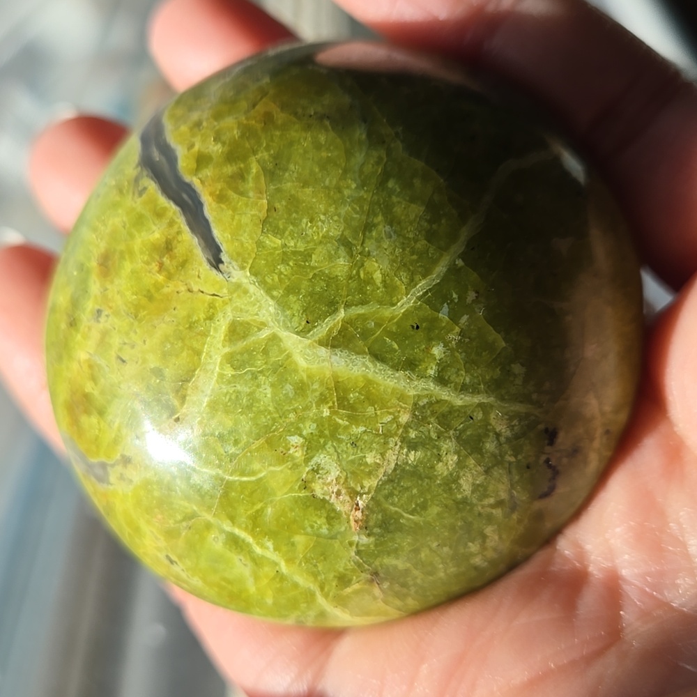 Green Opal Palm Stone - Picture 4 of 6